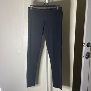 Vintage Black Leggings | 80% Nylon - 20% Spandex | Low Waist | Size M